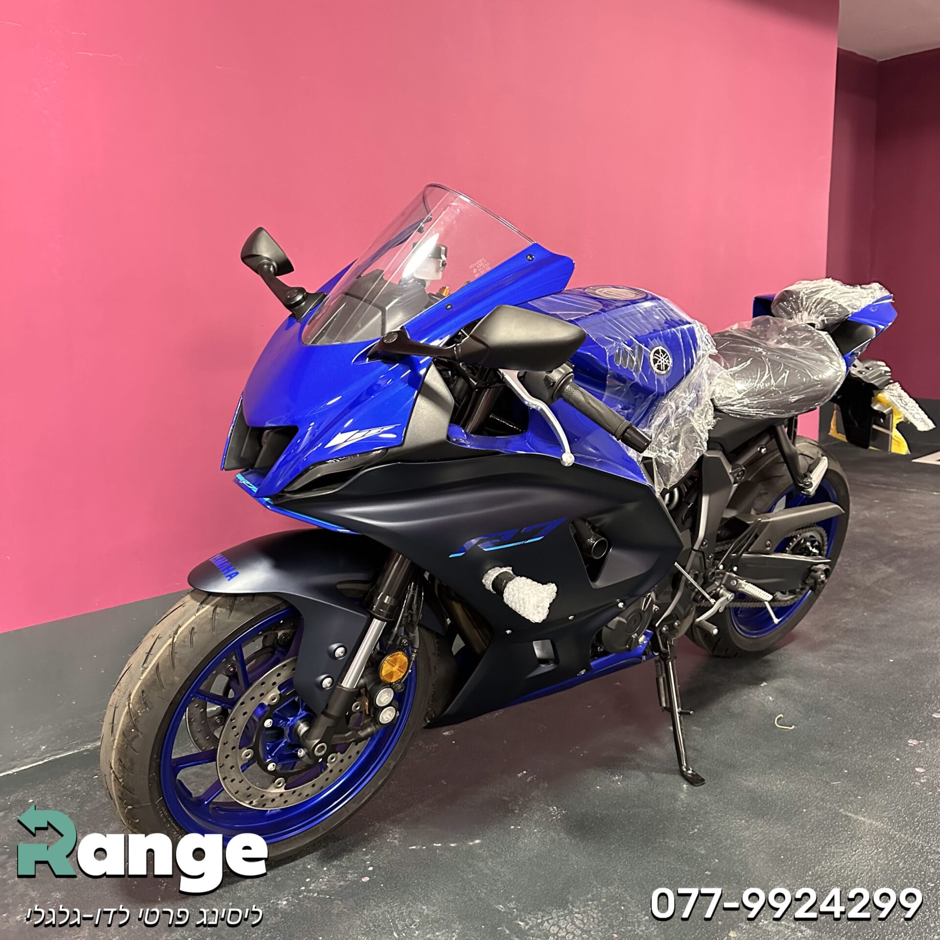 חזית אופנוע YAMAHA R7 בעיצוב סופר ספורט