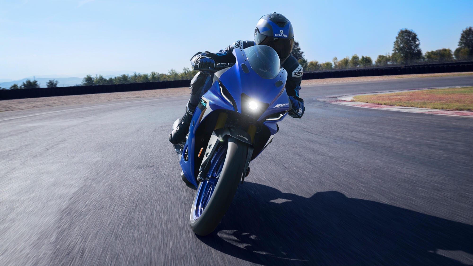 Yamaha YZF-R125 – אופנוע ספורטיבי קל משקל עם מנוע 125 סמ"ק וביצועים גבוהים לרוכבים בעלי רישיון A2