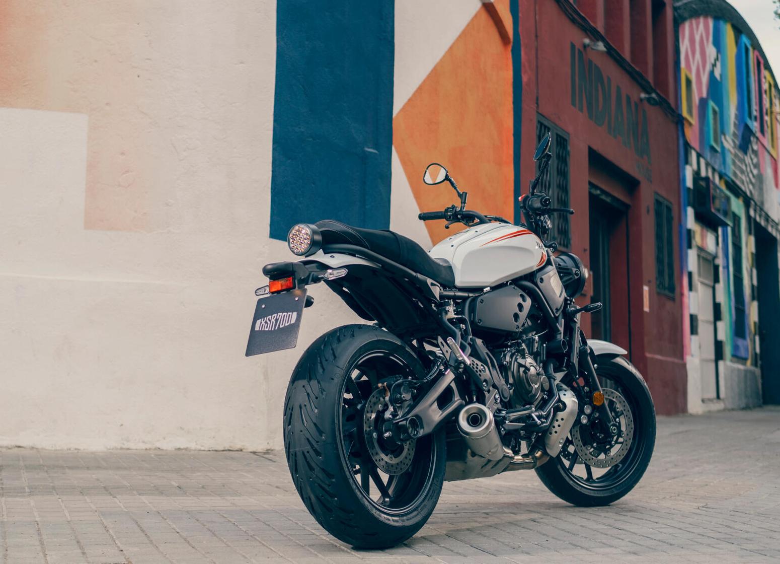 XSR700-cataloug-2_result