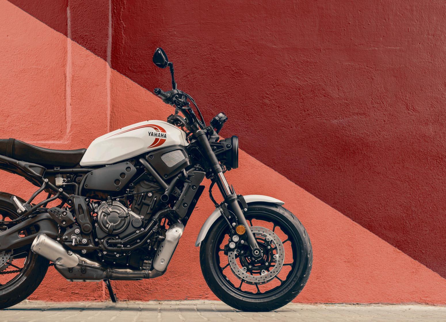 XSR700-cataloug-4_result