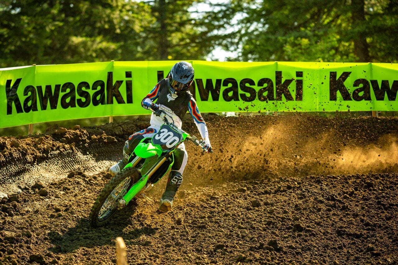 KAWASAKI KX250 9