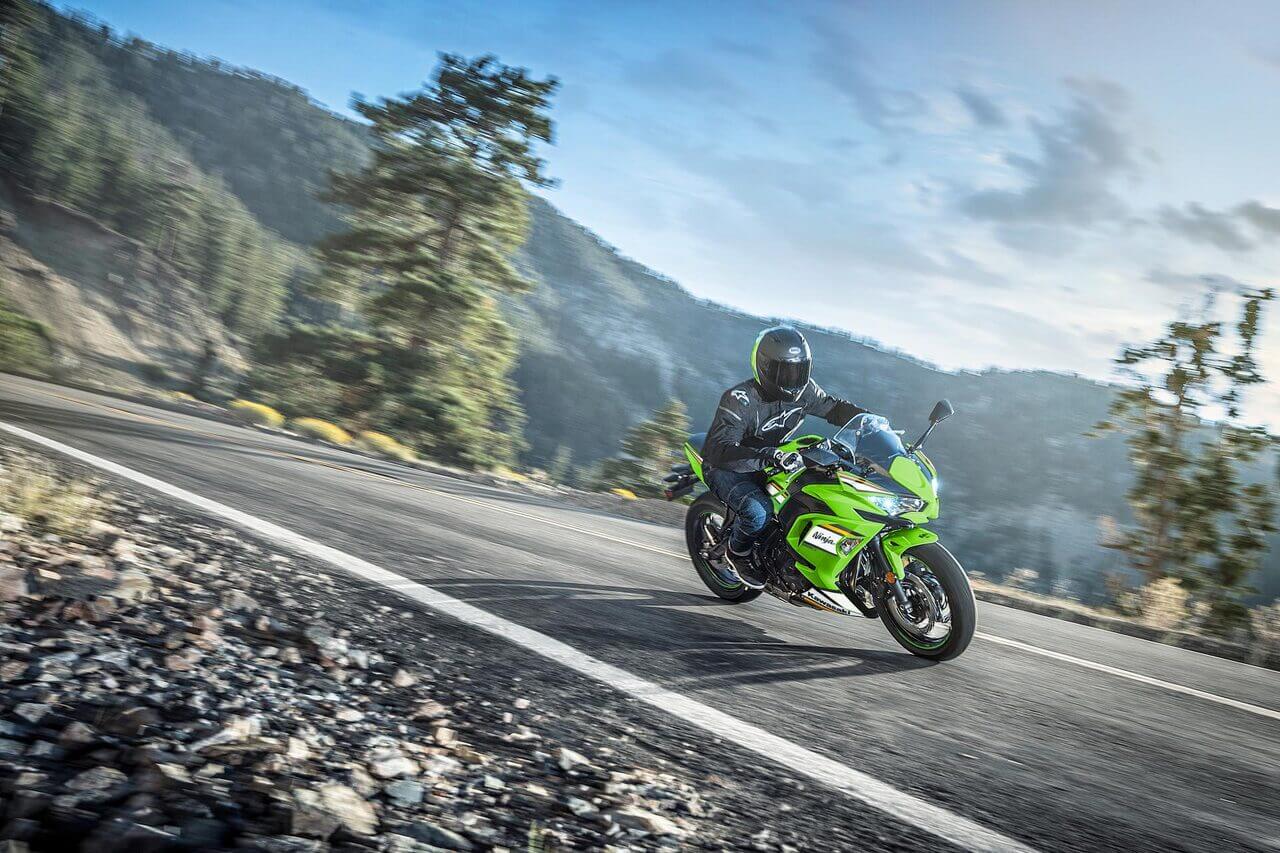 KAWASAKI Ninja 650 8