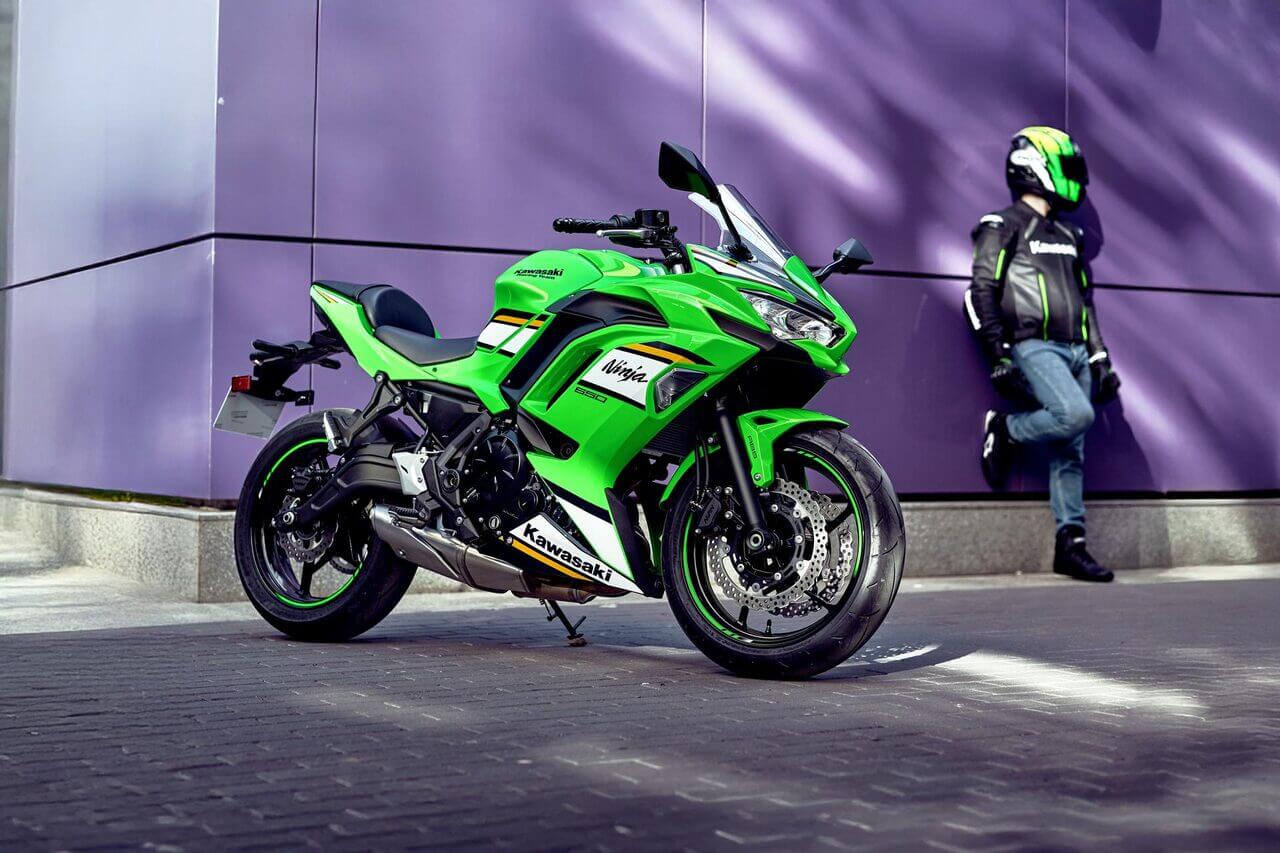 KAWASAKI Ninja 650