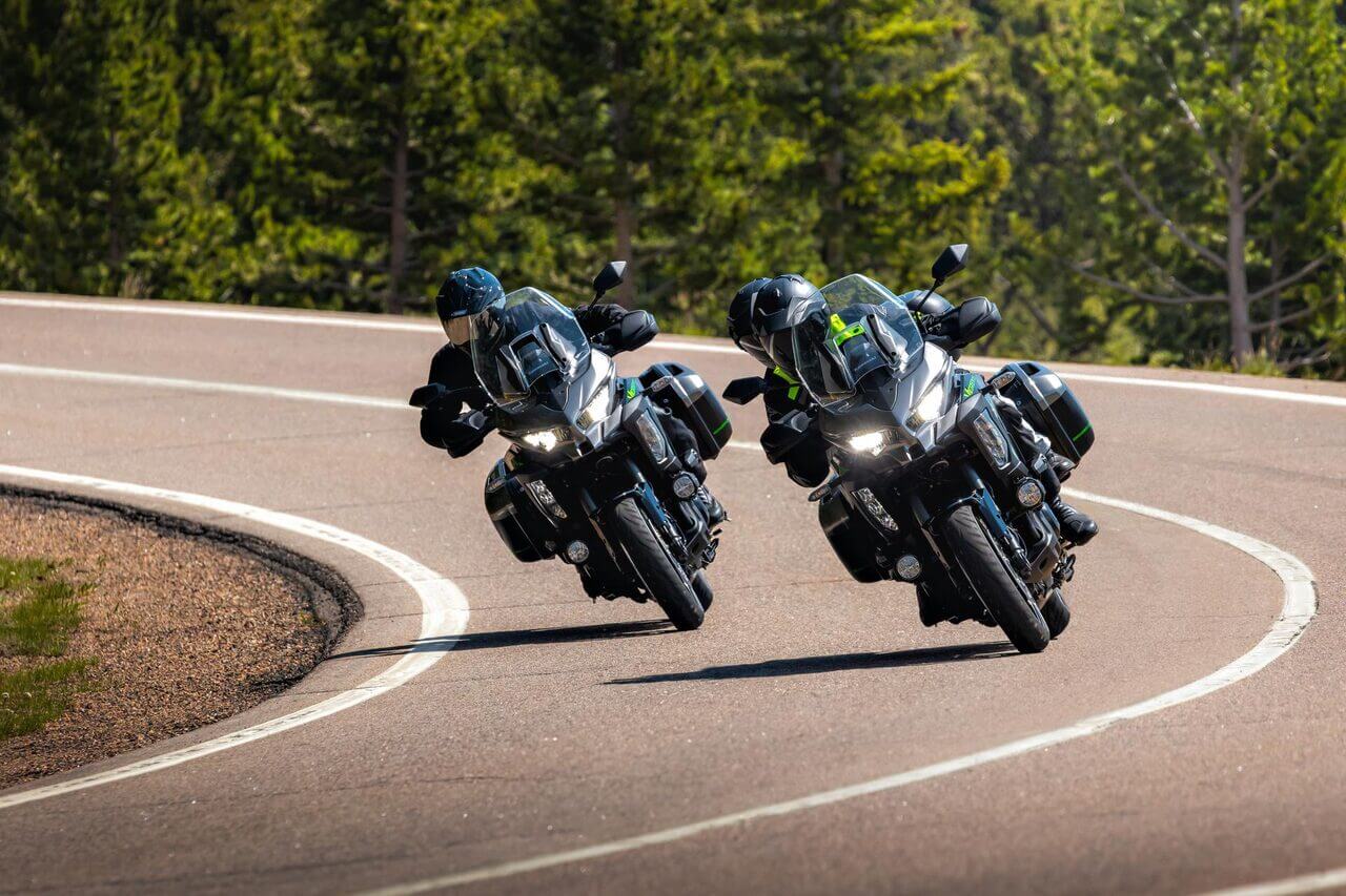KAWASAKI Versys 1100 SE 10