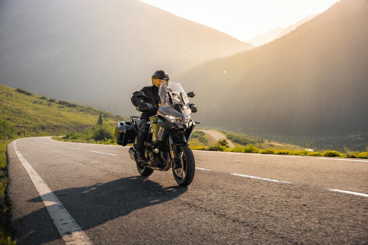 KAWASAKI Versys 1100 SE 4
