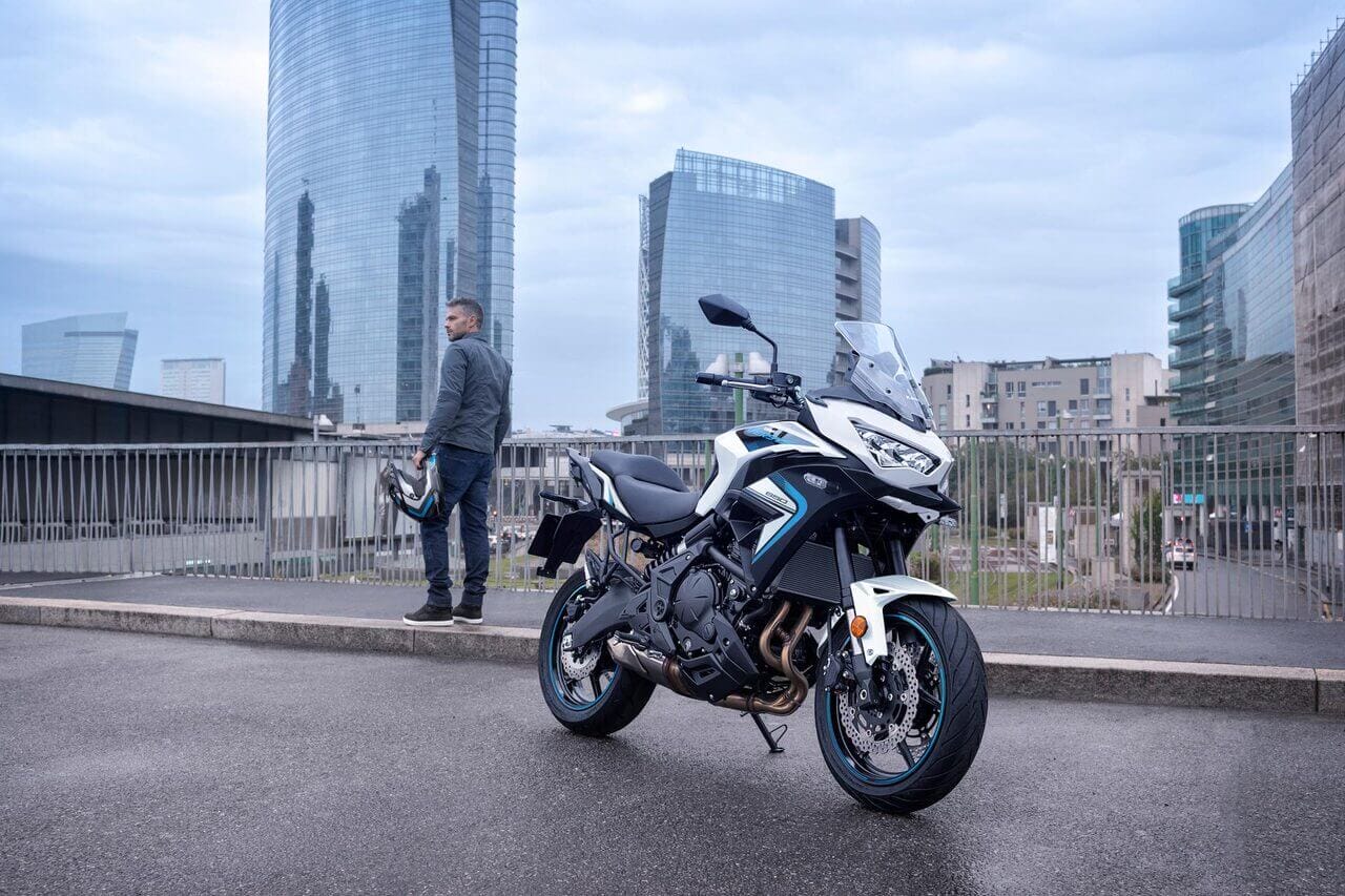 KAWASAKI Versys 650 15